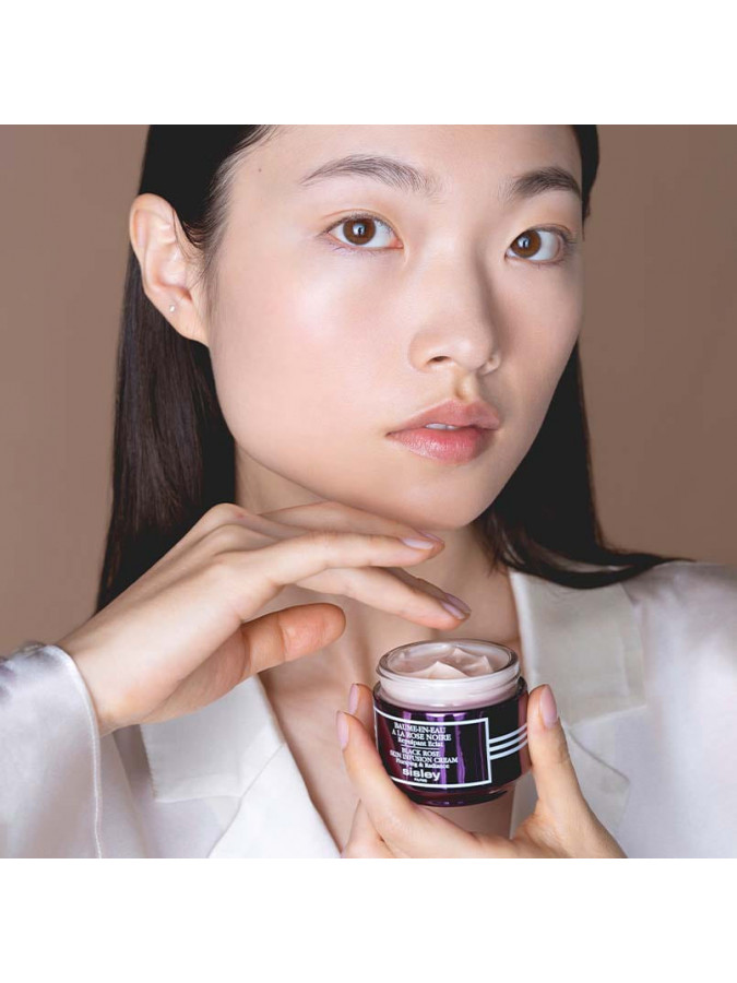 BLACK ROSE SKIN INFUSION CREAM Skincare