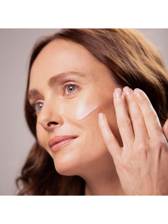 SISLEYA RADIANCE ANTI DARK SPOT SERUM Skincare
