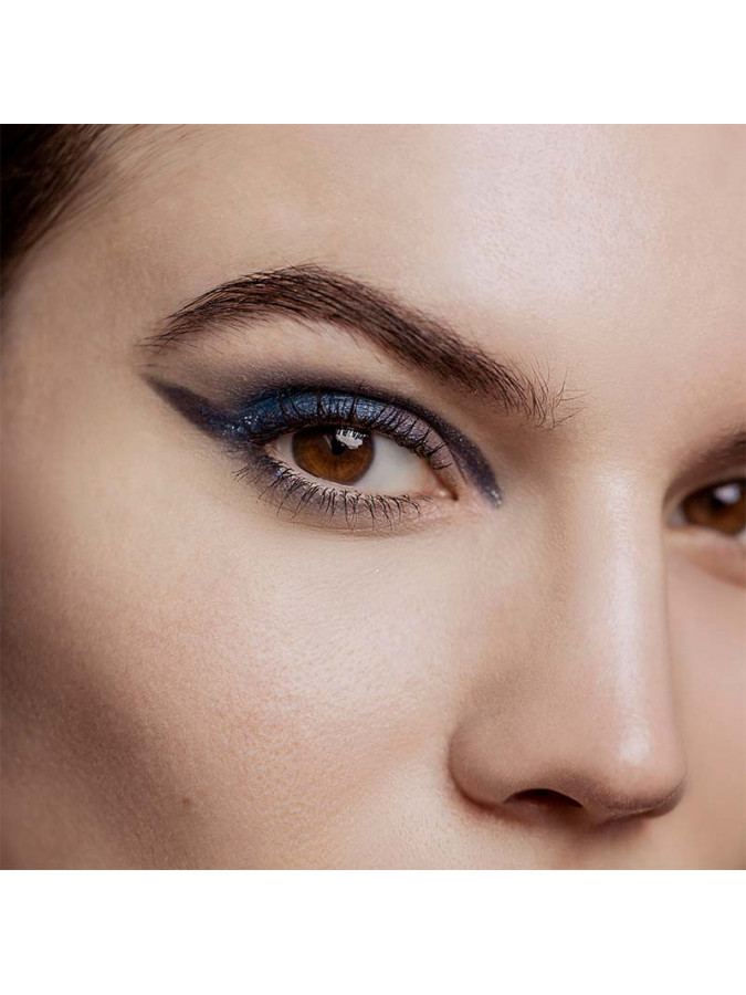 MASCARA SO CURL المكياج
